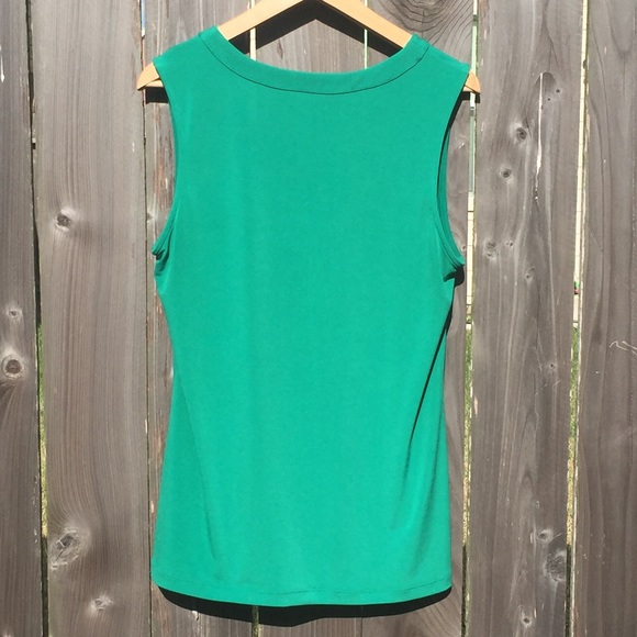 Banana Republic sleeveless green top - Picture 2 of 6